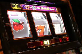 Esports betting markets for popular competitive games on phmines